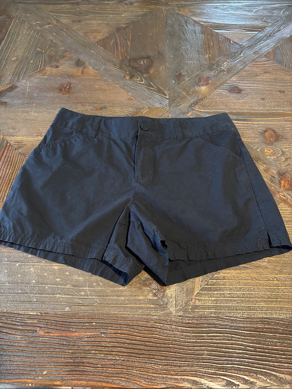 Columbia Women's Black High-Waist Performance Shorts